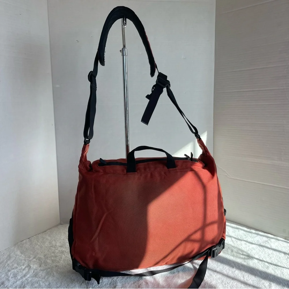 Patagonia Half Mass Laptop Messenger Bag Commuter Briefcase Orange Black